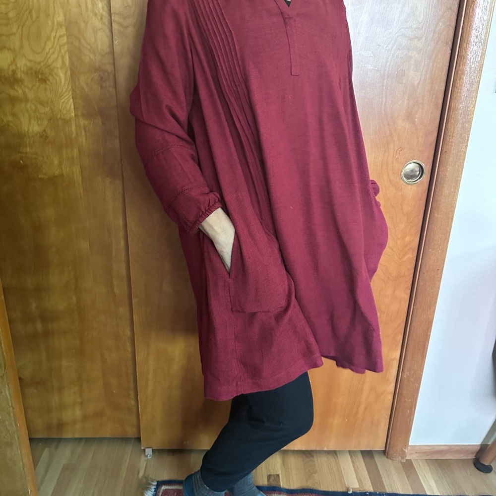 Burgundy Ribbed Dress - Picture 4 of 5